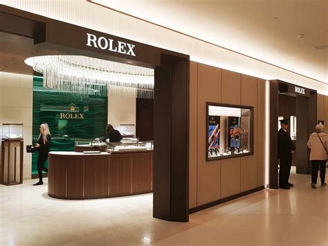 pics of rolex watches at harrods